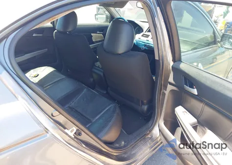 2008 Honda Accord 2.4 Ex-L from USA, damaged, VIN 1HGCP26838A005377